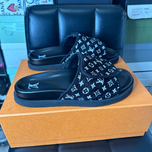 louis vuitton Miami Line Mule Monogram Sandals - Picture 4 of 12